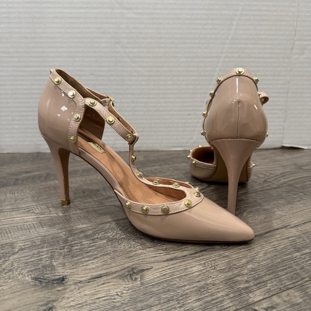 Halogen Women's Size 8 Blush Nude Patent Leather, T Strap Pointed To Pumps. NWOB